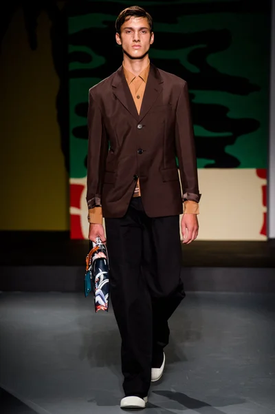 Look 33